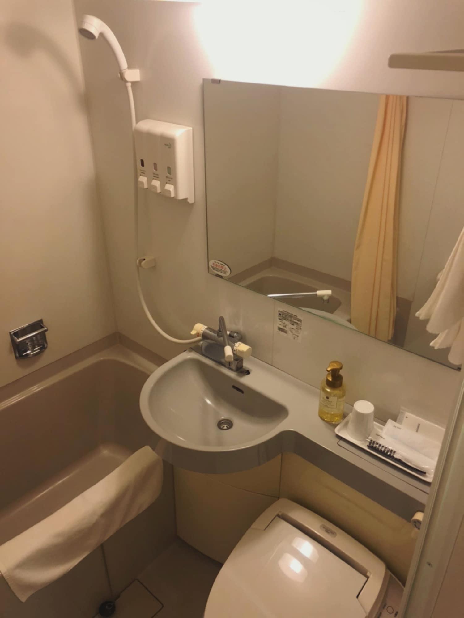 Hotel Mid In Akabane Ekimae Токіо Екстер'єр фото